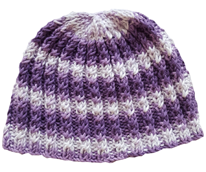 Mütze im Farbmix lila-weiß